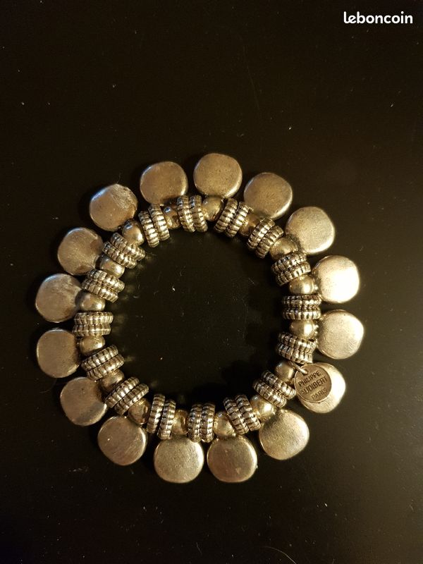 Bracelet argenté elastique (image 1)