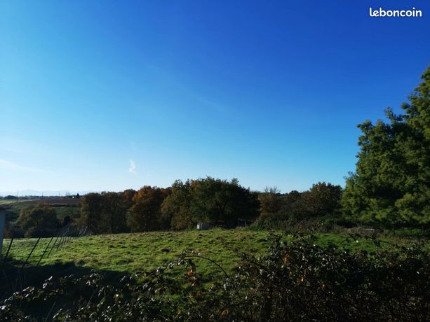 Terrain 563 m² Bérat