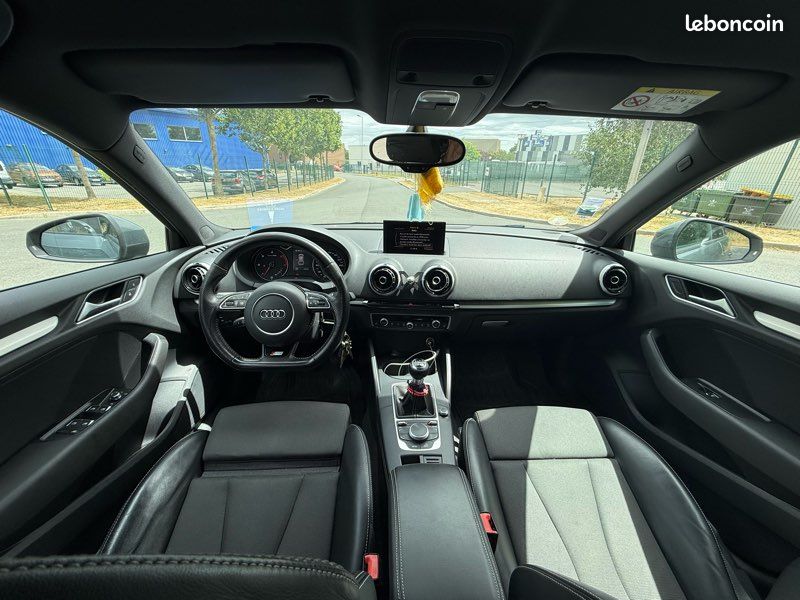 AUDI A3 Série 3 Sportback 1.6 TDi 16V FAP S&S 110ch « S Line » (image 11)