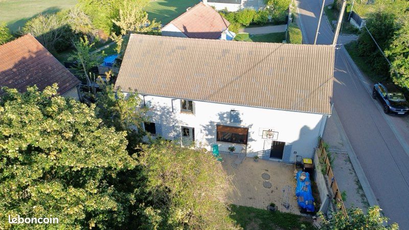 Maison 6 pièces 130 m² · à Germigny-sur-Loire · 130 m² · 130 000 €