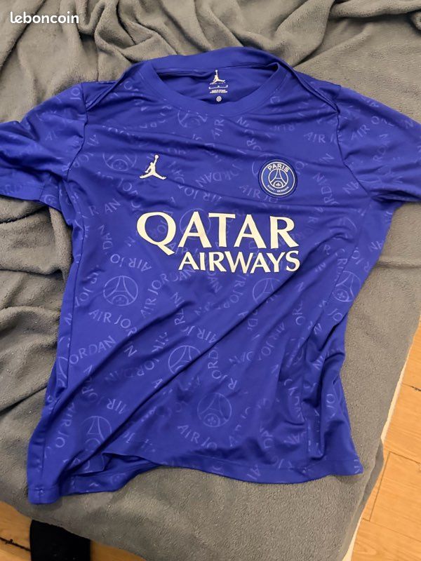 Tea shirt de football (image 4)