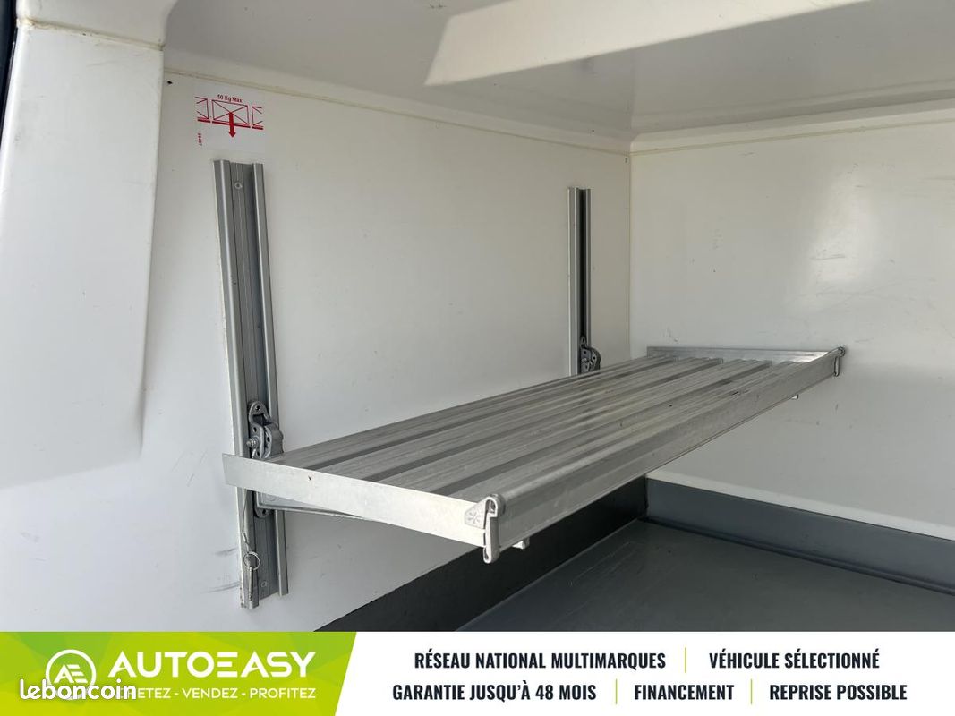 Citroën Berlingo II 1.6 BlueHDi 75ch CLUB / Climatisation / isotherme / Garantie 6 mois (image 10)