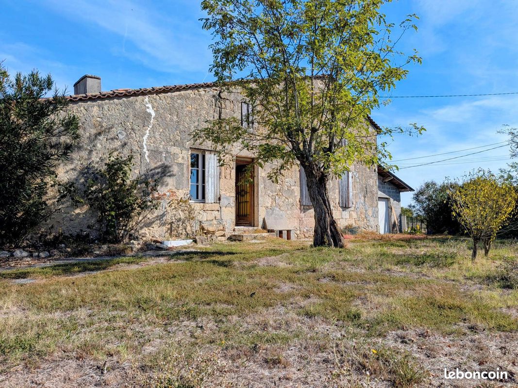 Maison 125 m² · à Soulignac · 125 m² · 126 000 €