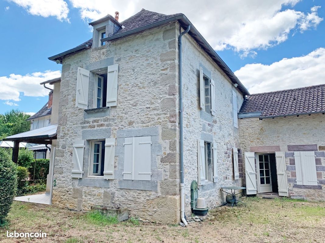 Maison 6 pièces 120 m² · à Terrasson-Lavilledieu · 120 m² · 260 000 €