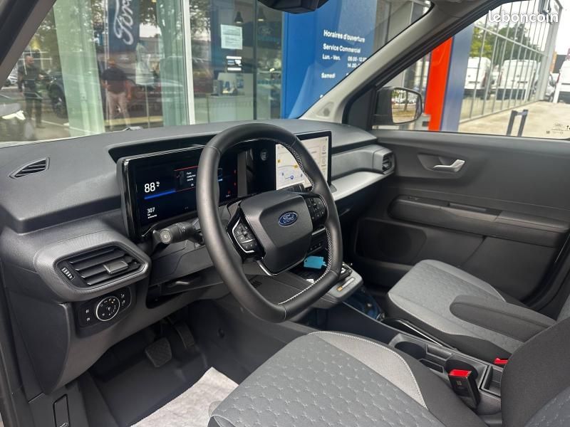 Ford Transit Courier Electrique 100 kW 136ch Limited (image 11)