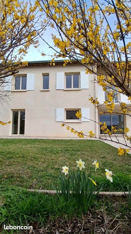 Maison 6 pièces 154 m² · à Monistrol-sur-Loire · 154 m² · 295 000 €