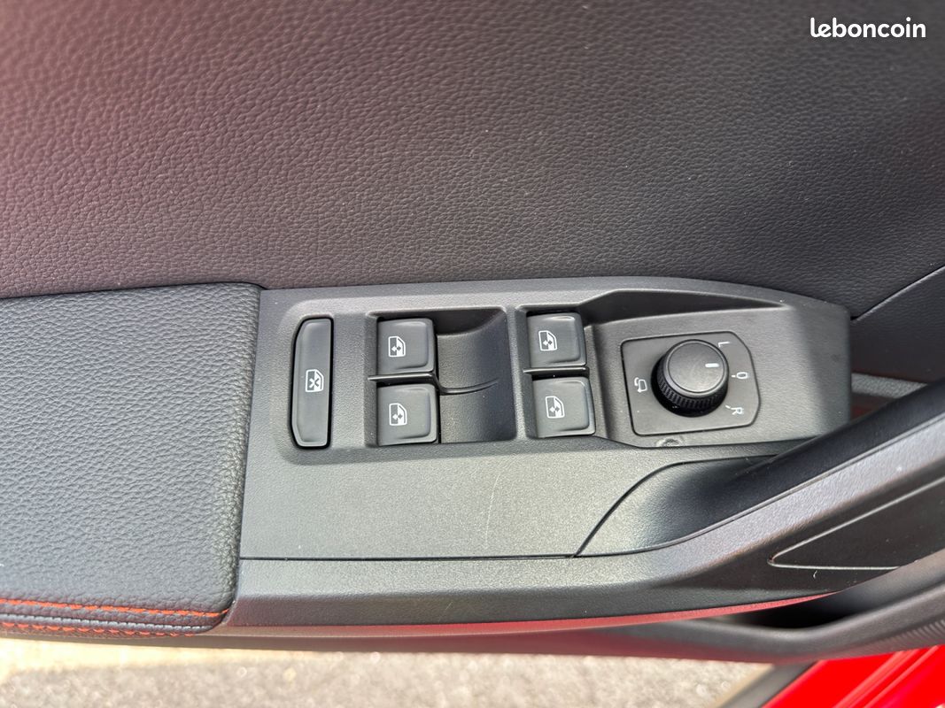 SEAT Arona 1.0 TSI 110 ch Start/Stop DSG7 FR (image 22)