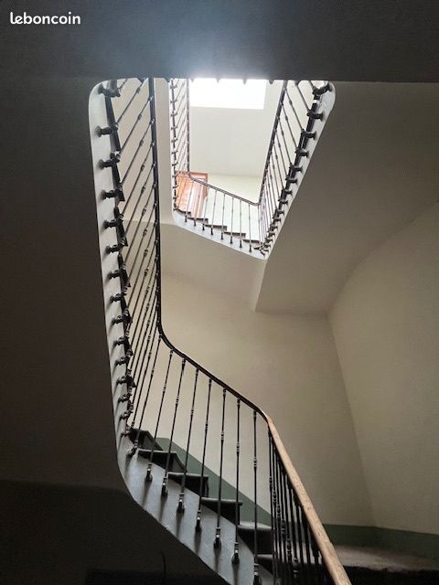 Maison 11 pièces 229 m² · à Saint-Hippolyte-du-Fort · 229 m² · 290 000 €