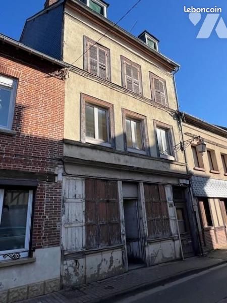Local commercial 250 m² · à Bernay · 250 m² · 157 000 €
