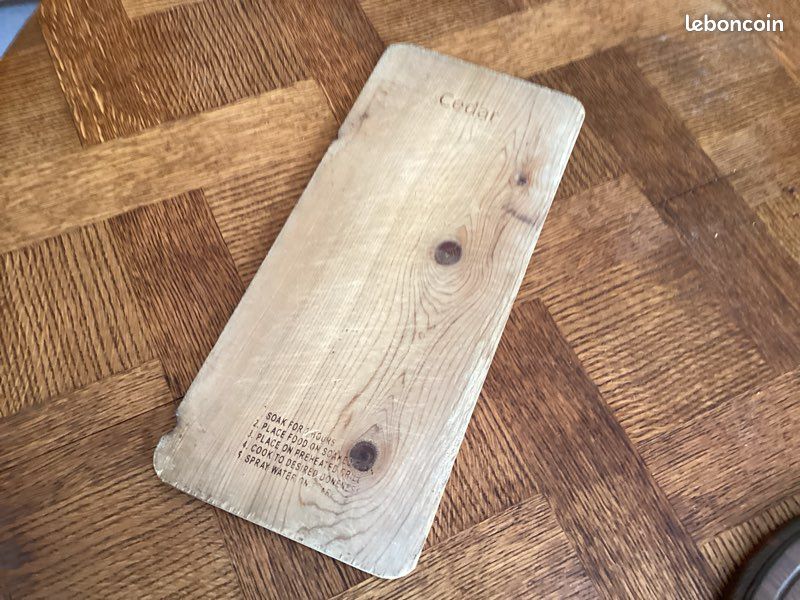 Lot de trois planches à découper en bois, différents modèle (image 7)