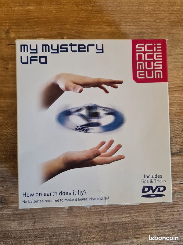 Крутая игрушка My mystery UFO