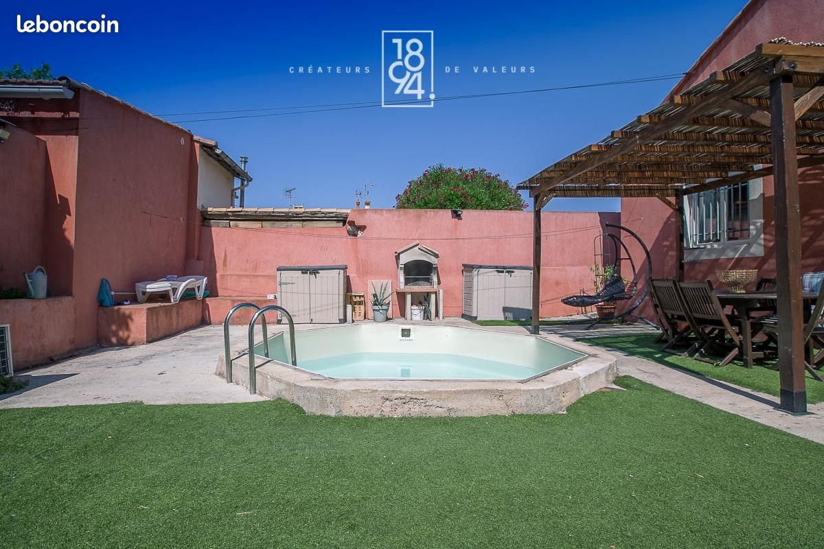 Maison 5 pièces 130 m² · à Marseille · 130 m² · 370 000 €