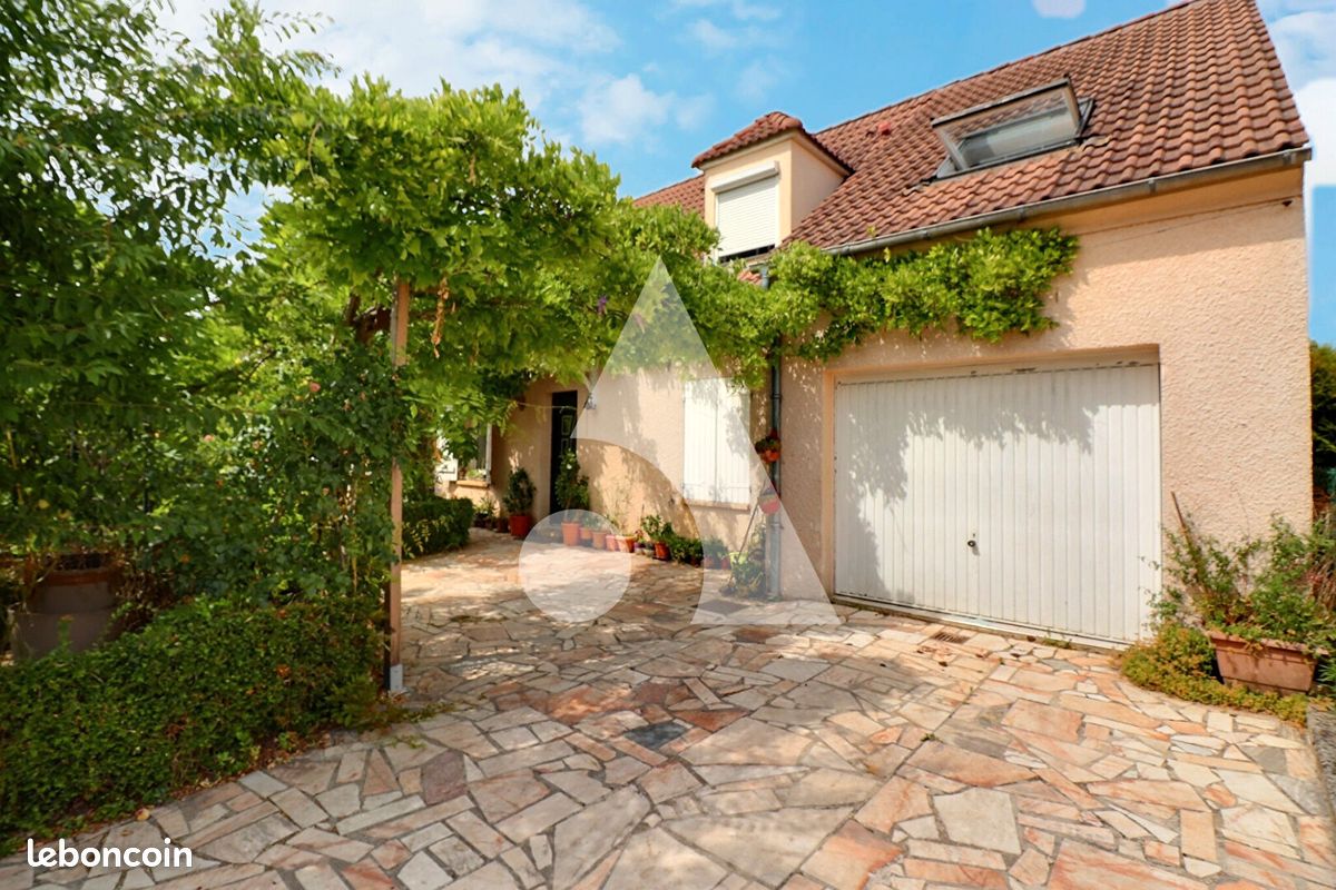 Maison 6 pièces 135 m² · à Méry-sur-Oise · 135 m² · 463 000 €
