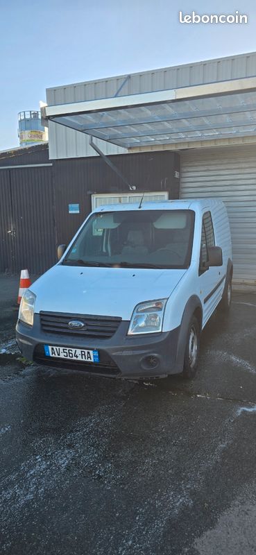 Ford connect 1l8 tdci 75 cv an 2010 (image 1)