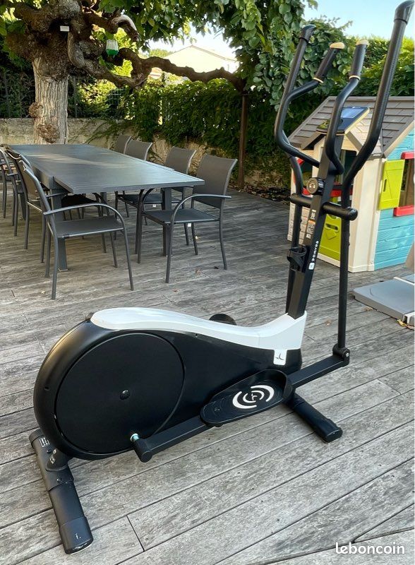 Vélo elliptique DÉCATHLON DOMYOS VE 710 Sport Plein air