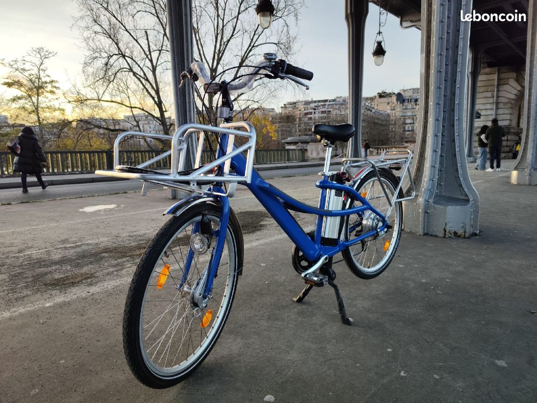 Vélo La VÃ©lo VÃ©lo Dans La Ville Magasin Vélo électrique VÃ©