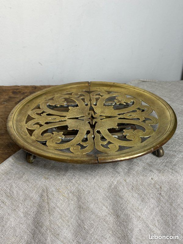 Ancien dessous de plat en fonte Ovale Grille Aération Cuisine Deco Ancien dessous de plat en fonte Ovale Grille Aération Cuisine Deco