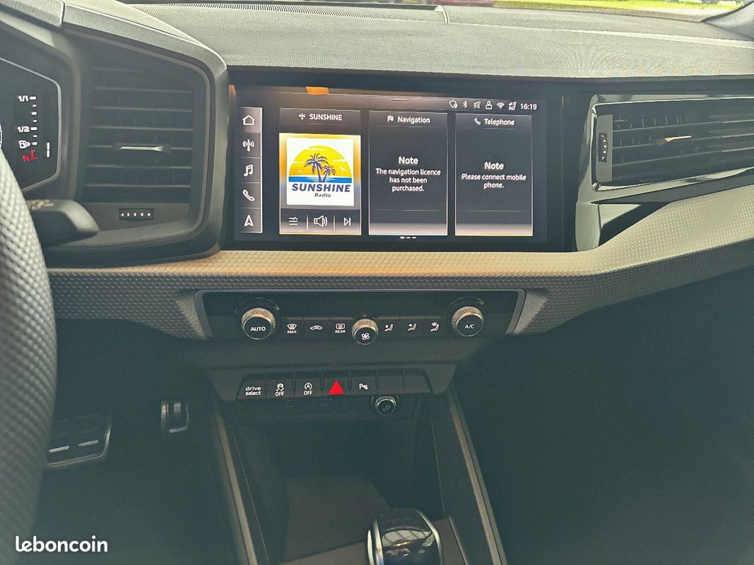 AUDI A1 Sportback 30 TFSI 116 ch S tronic 7 S Line Plus (image 12)