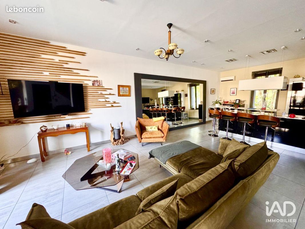 Appartement 5 pièces 190 m² · à Alès · 190 m² · 410 000 €
