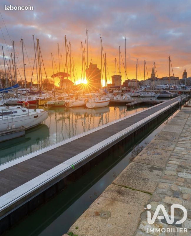 Appartement 2 pièces 42 m² · à La Rochelle · 42 m² · 220 000 €