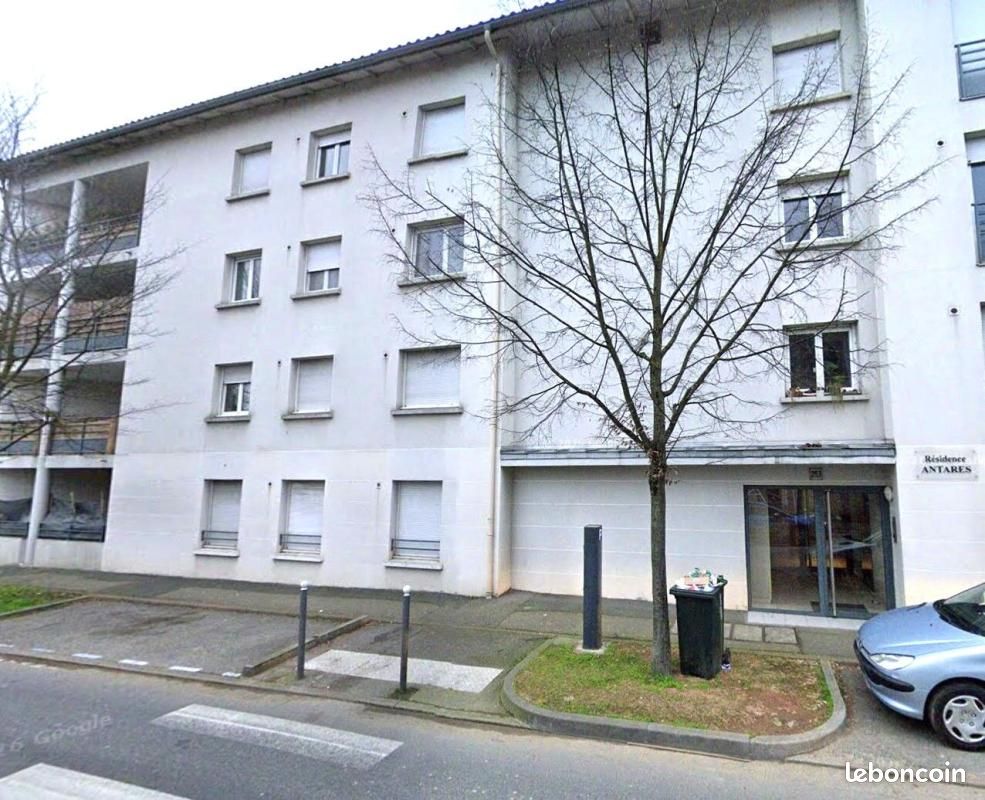 Appartement 3 pièces 69 m² · à Tassin-la-Demi-Lune · 69 m² · 896 €