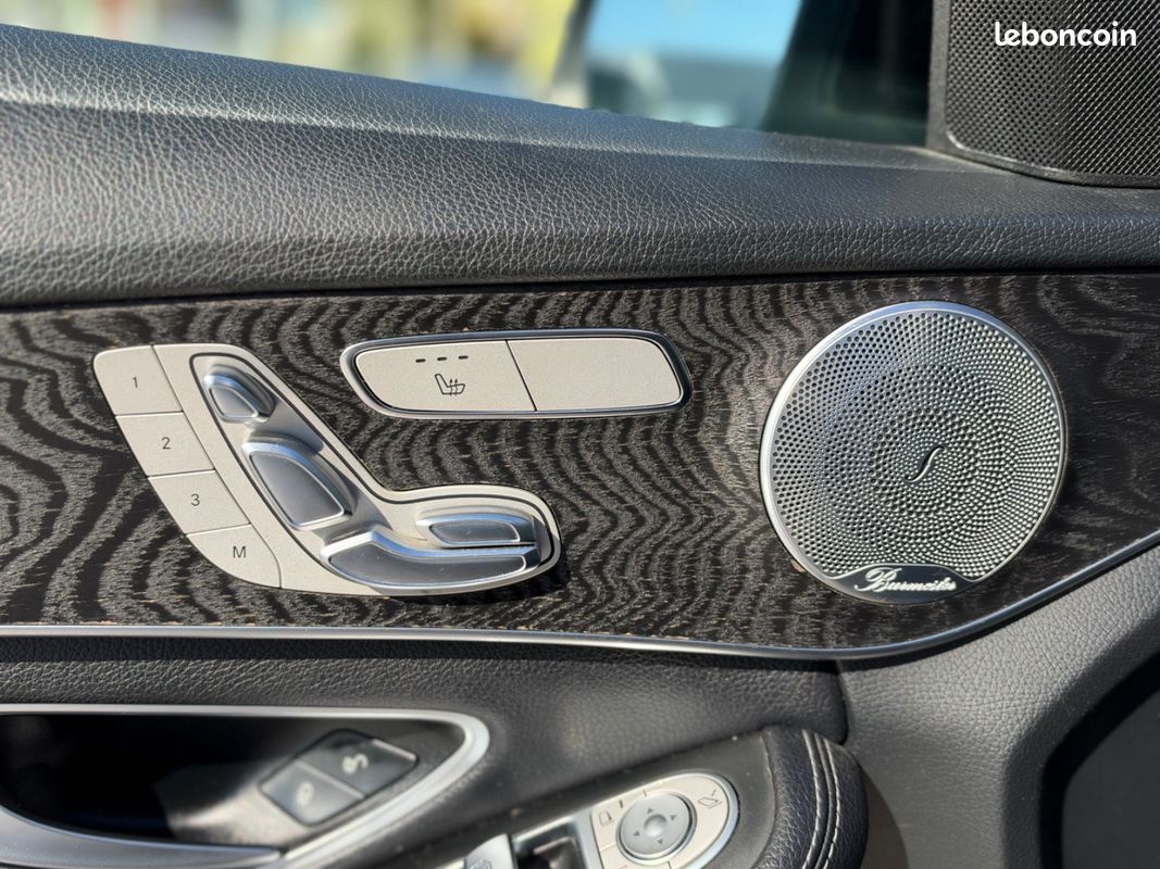 Mercedes CLASSE C BREAK 220 d Sportline 9G-Tronic {TOIT OUVRANT - SIEGE ELECTRIQUE - SON BURMESTER} (image 23)