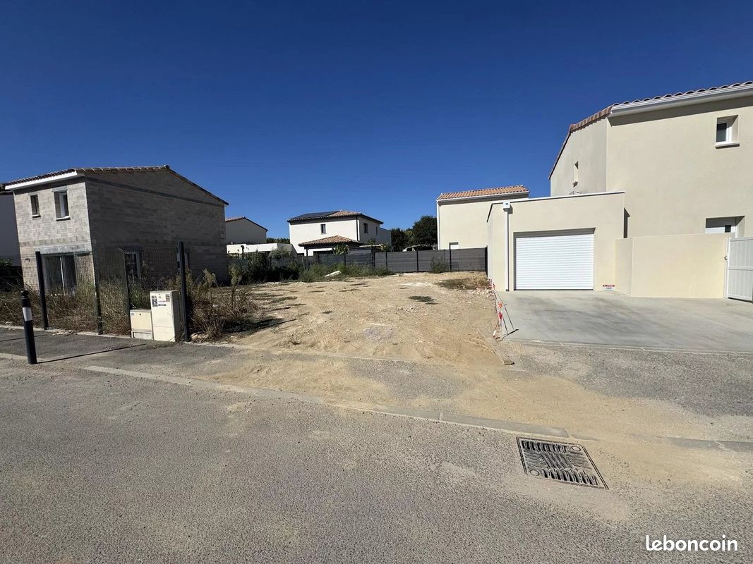 Terrain 263 m² · à Aigues-Vives · 263 m² · 135 000 €