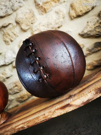 ANCIEN MÉDECIN BALL , ballon de médecine en cuir cousu main vintage , vers 1950 EUR 10,00