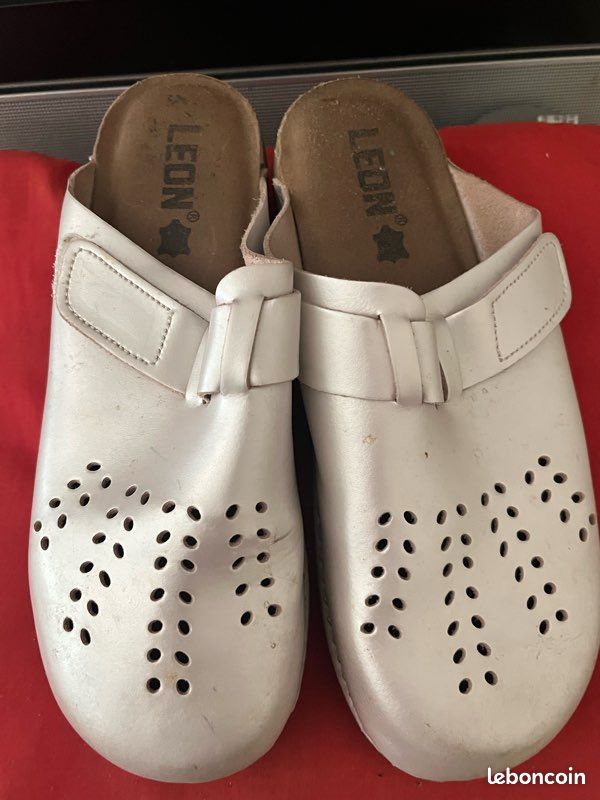 CHAUSSURES nombreuses (image 4)