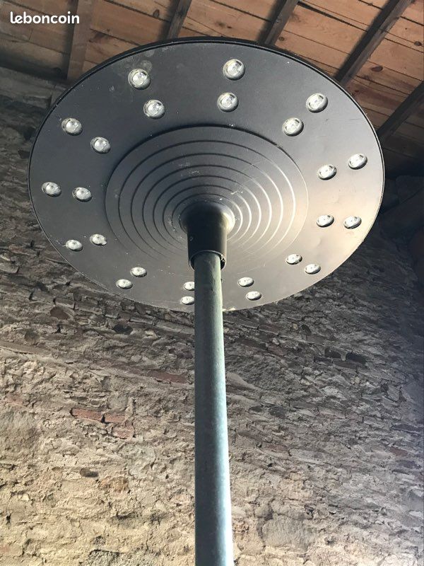 Luminaire circulaire extérieur PHILIPS (image 1)