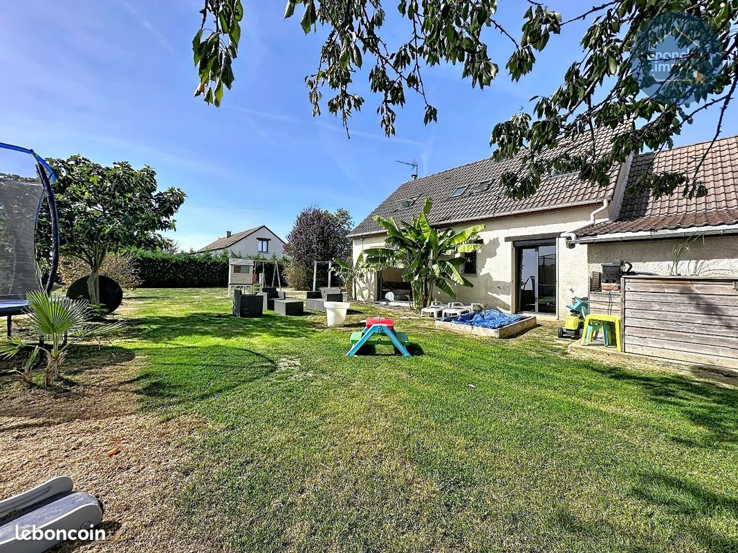 Maison 6 pièces 93 m² · à La Framboisière · 93 m² · 153 000 €