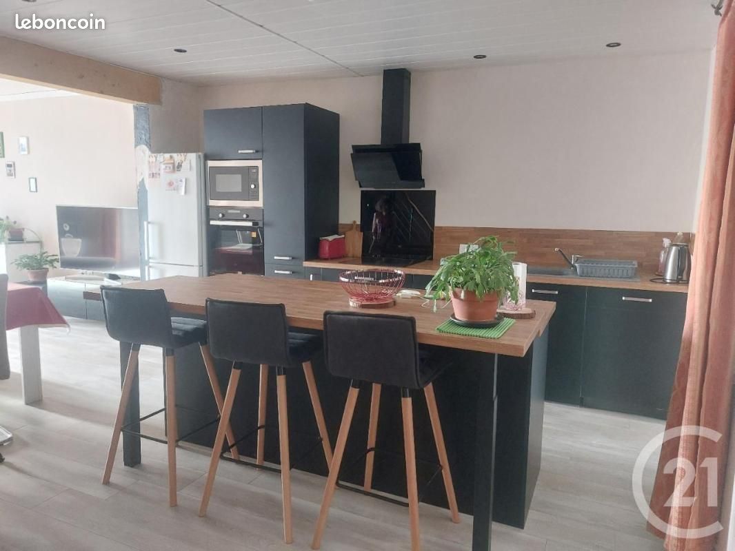 Maison 3 pièces 86 m² · à Arles · 86 m² · 730 €/mois