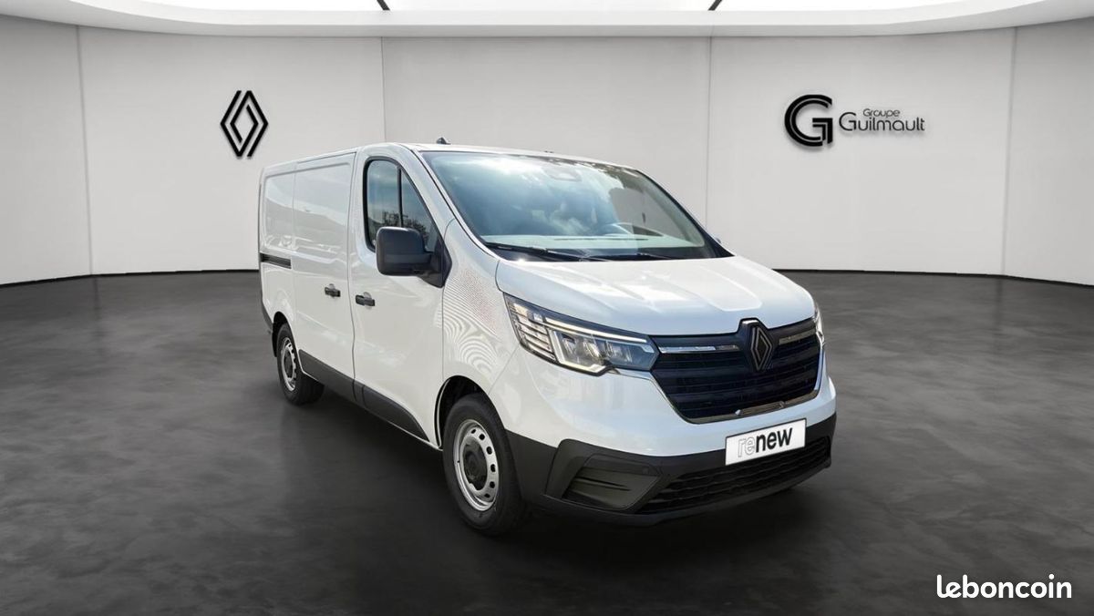 Renault Trafic E-TECH ELECTRIQUE FOURGON FGN L1H1 3T AC22 ADVANCE (image 8)