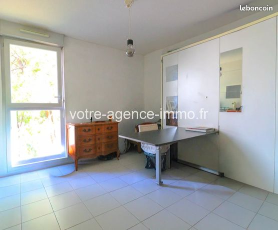 Appartement 4 pièces 97 m² — 12