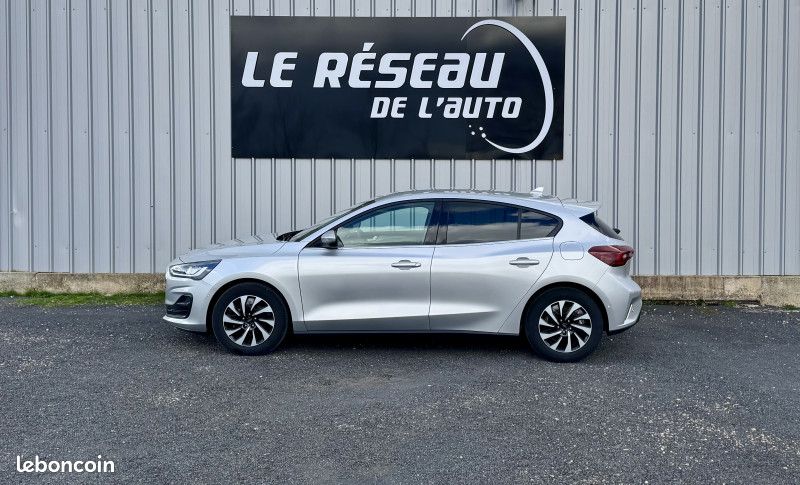Ford FOCUS FLEXIFUEL 125CH TITANIUM X BUSINESS POWERSHIFT / CAMÉRA / 1ÈRE MAIN / 49 000 KM (image 2)