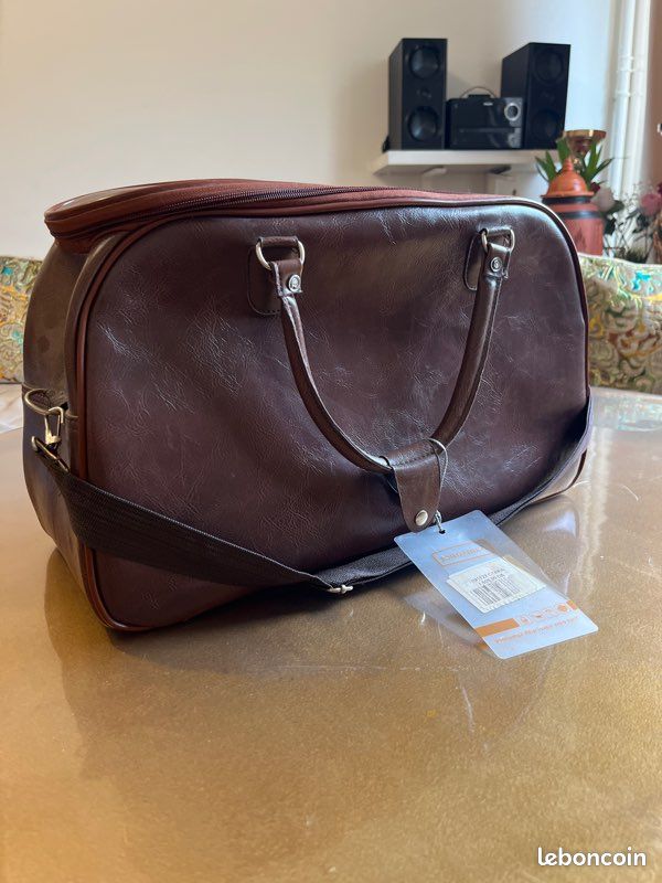 Sac de voyage (image 1)