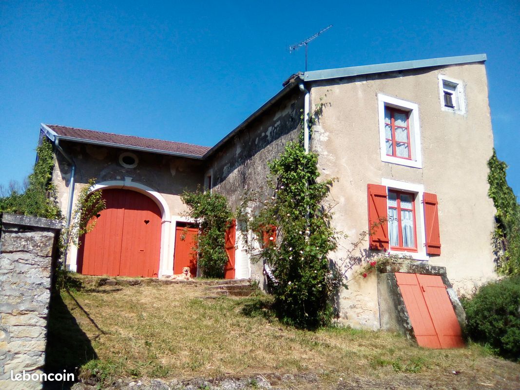 Maison 4 pièces 80 m² · à Romain-aux-Bois · 80 m² · 55 000 €