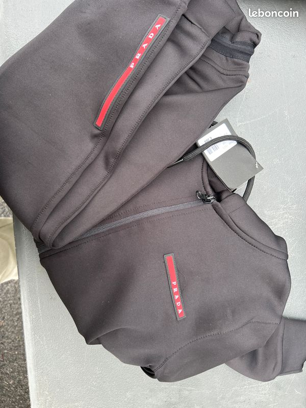 Ensemble jogging prada Vêtements