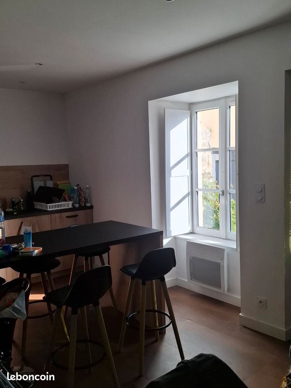 Maison 3 pièces 95 m² · à Airvault · 95 m² · 660 €/mois