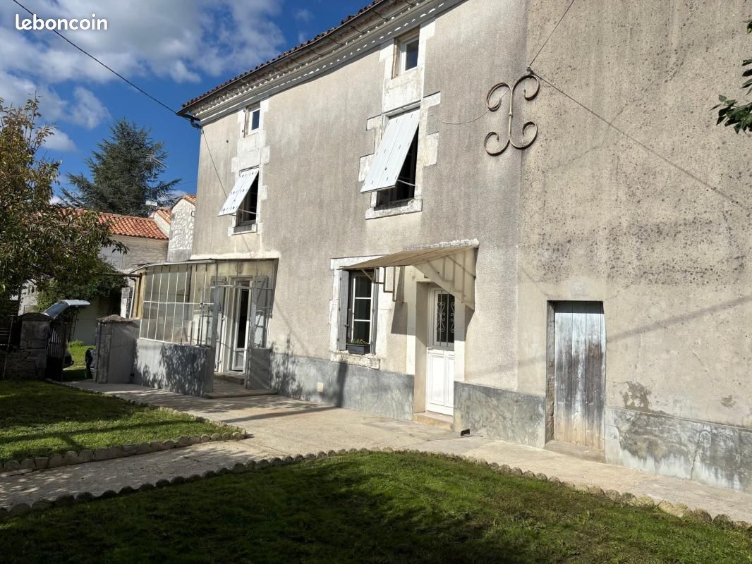 Maison 5 pièces 88 m² · à Vibrac · 88 m² · 935 €/mois