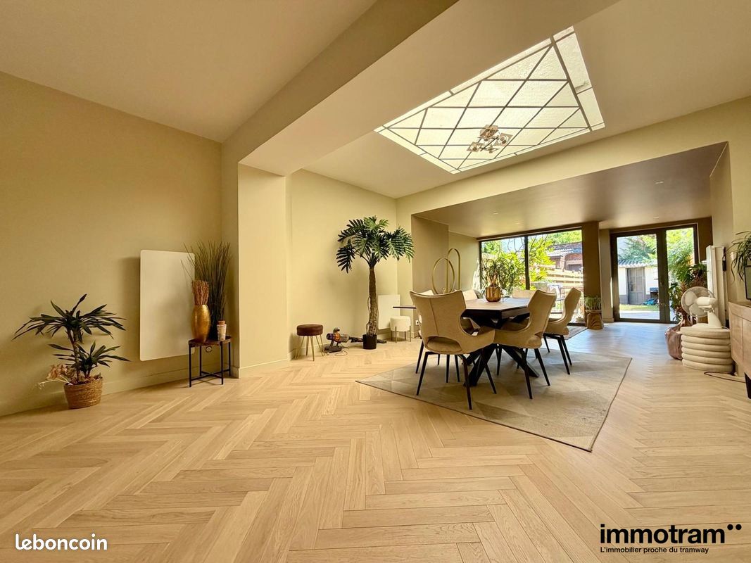 Maison 5 pièces 120 m² · à La Madeleine · 120 m² · 549 500 €