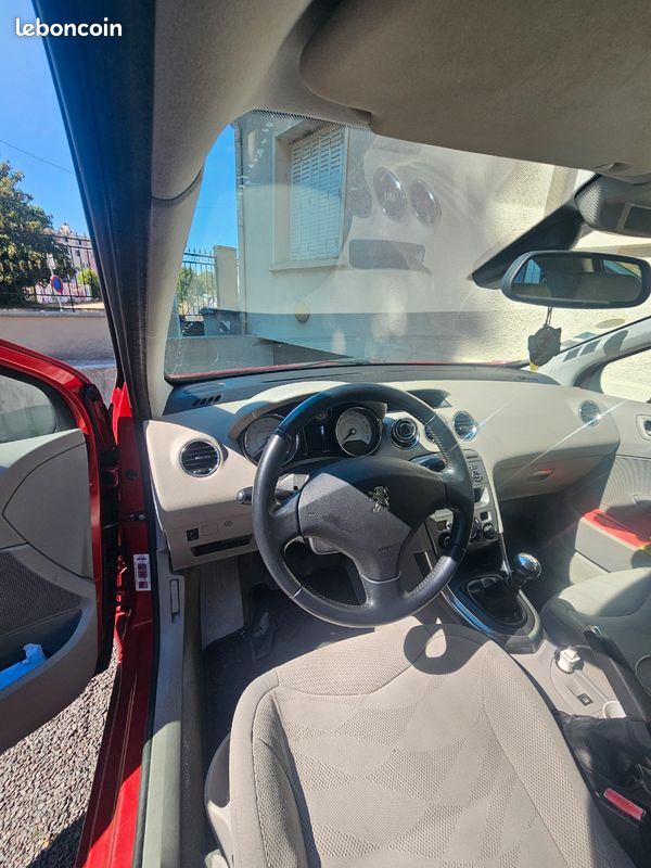 Peugeot 308 1.6 hdi 112cv bv6 (image 9)