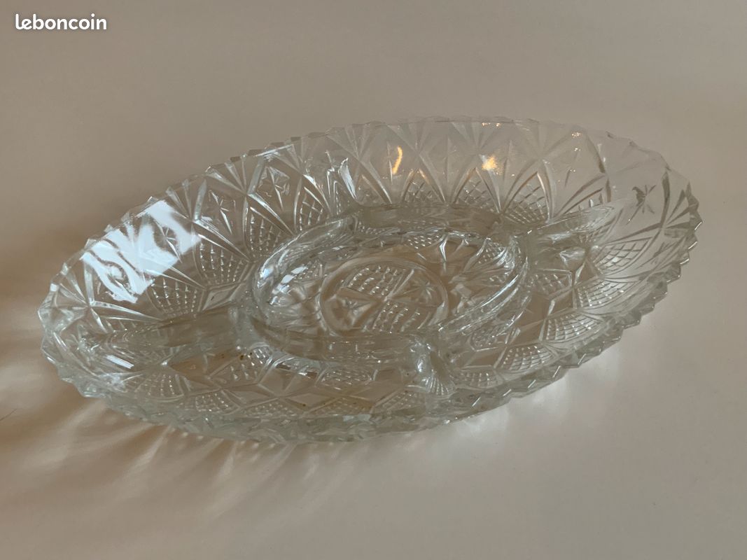 Plat apéritif ovale à 5 compartiments en verre (image 2)