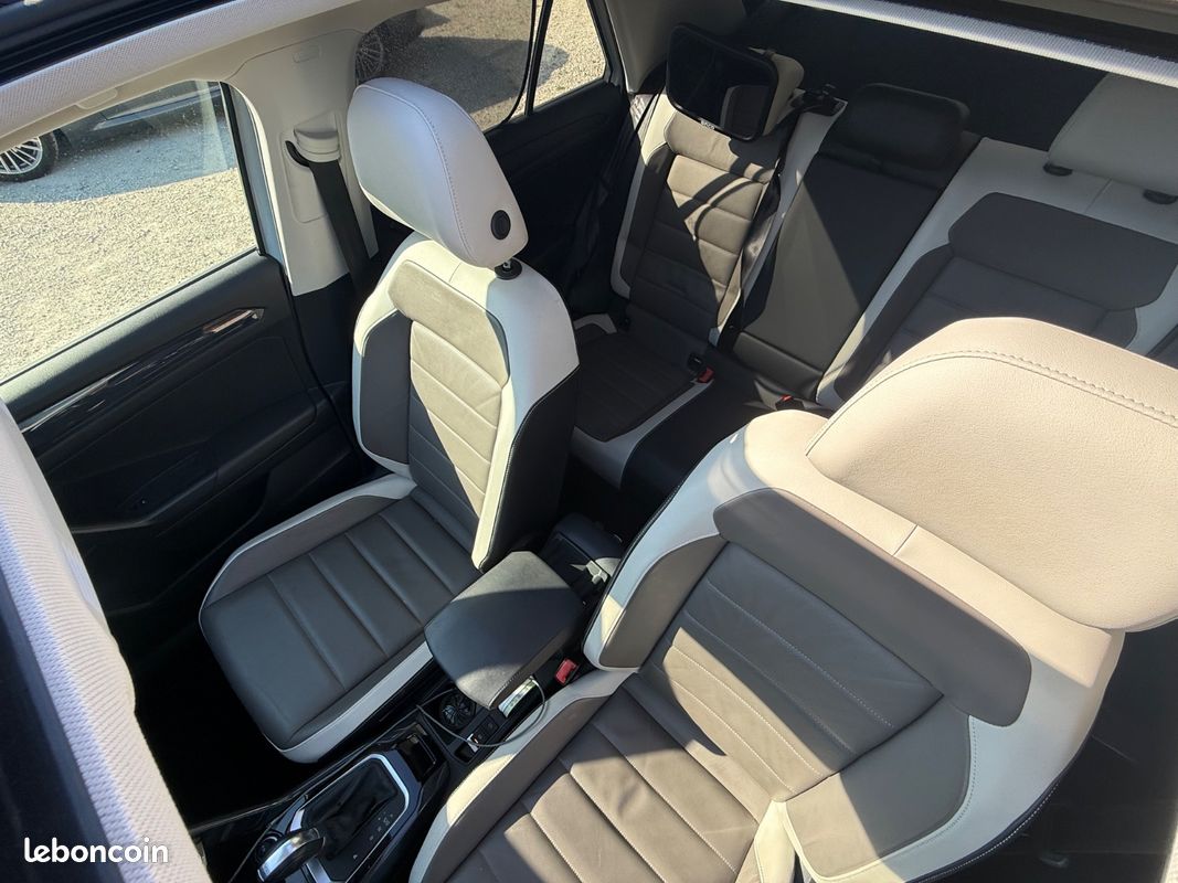 VOLKSWAGEN T-ROC 1.5 TSI 150 EVO Start/Stop DSG7 Carat Exclusive / Entretien Exclusif Volkswagen / Toit Ouvrant (image 8)