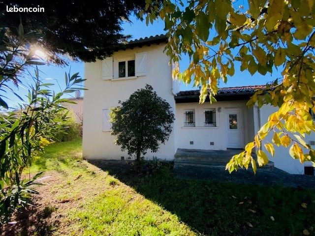 Maison 5 pièces 115 m² · à Ramonville-Saint-Agne · 115 m² · 1 200 €/mois