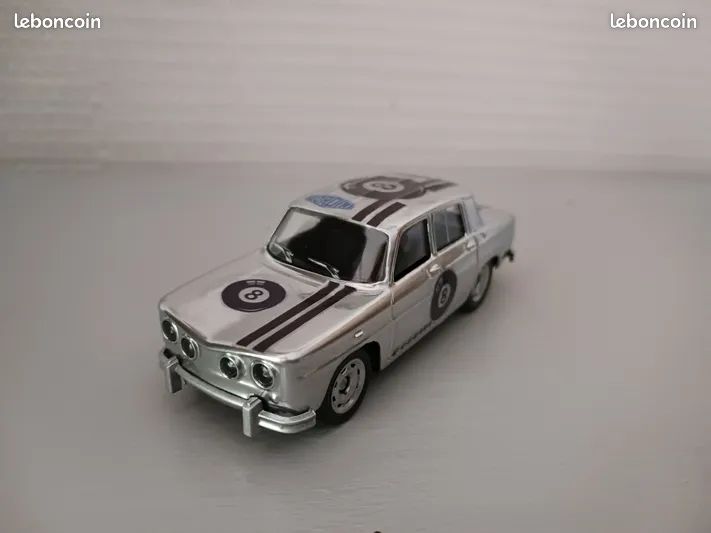 1/43 renault 8 gordini miniature (image 1)