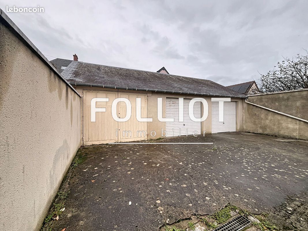 Parking 105 m² · à Luc-sur-Mer · 105 m² · 160 500 €