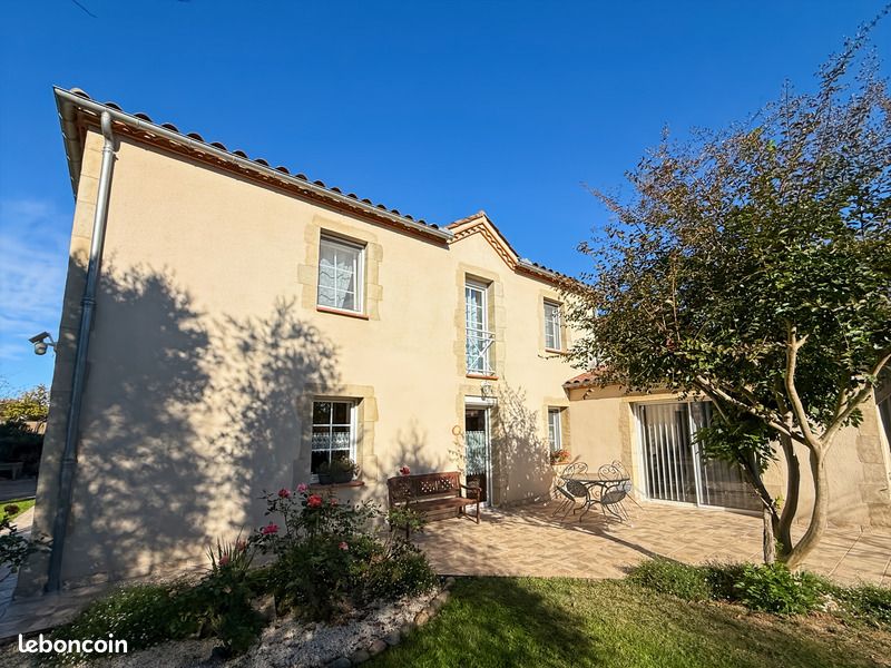 Maison 5 pièces 160 m² · à Aire-sur-l'Adour · 160 m² · 260 000 €