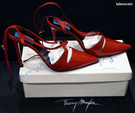 annonces de chaussures de haute couture