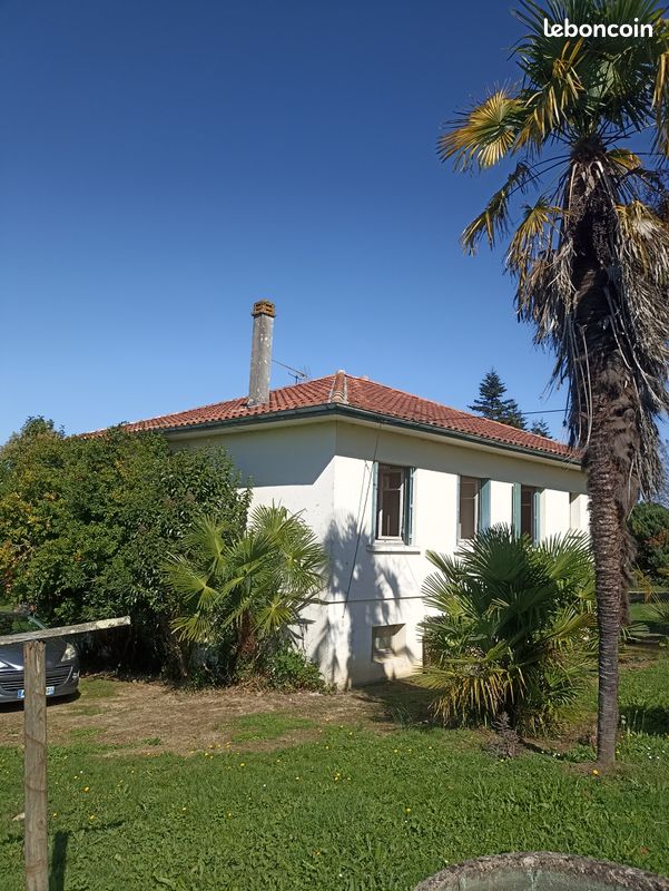 Maison 5 pièces 160 m² · à Sainte-Colombe · 160 m² · 145 000 €